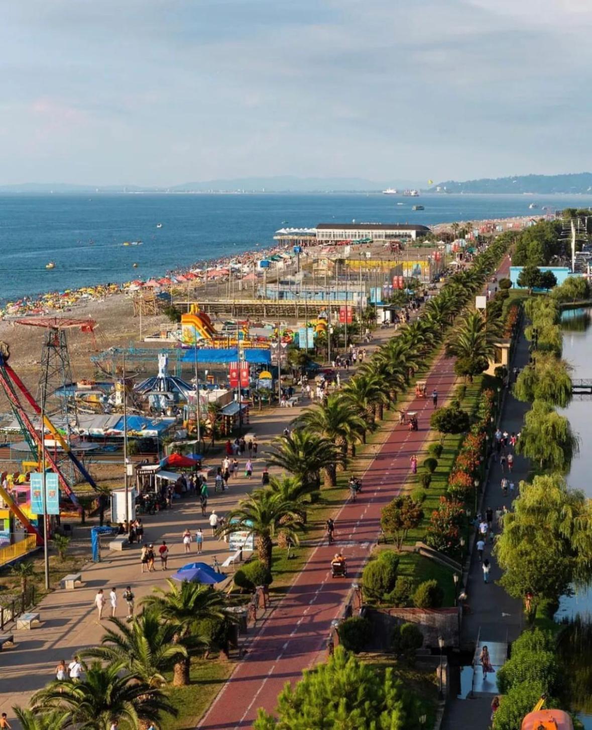 Hotel New Orbi Batumi Exterior foto