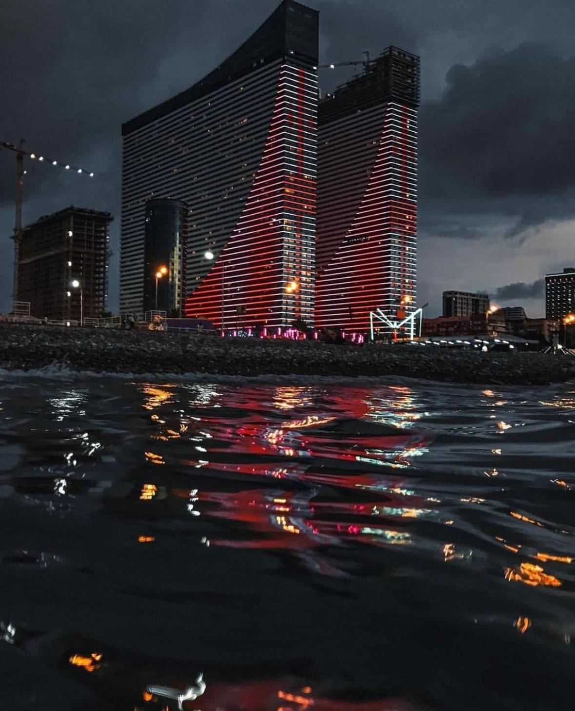 Hotel New Orbi Batumi Exterior foto